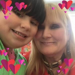 Meet your Posher, Debbie